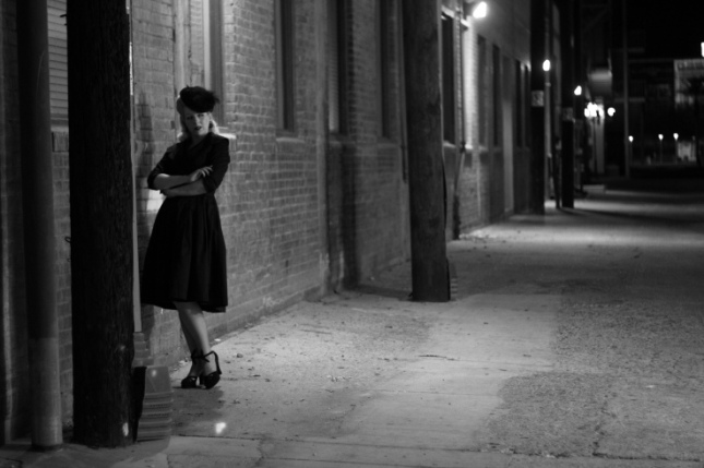 Miss Amanda Lee in a noir alley